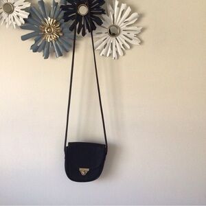 Green Fields Black Crossbody Shoulder Handbag Purse Pocketbook